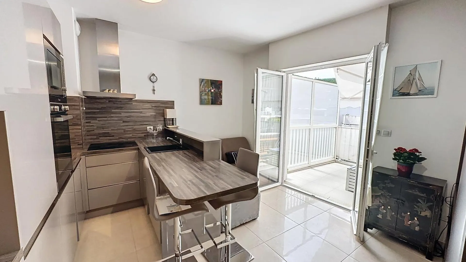 Appartement Cam3 - Beau 2 Pieces Avec Terrasse à Cannes 0*,